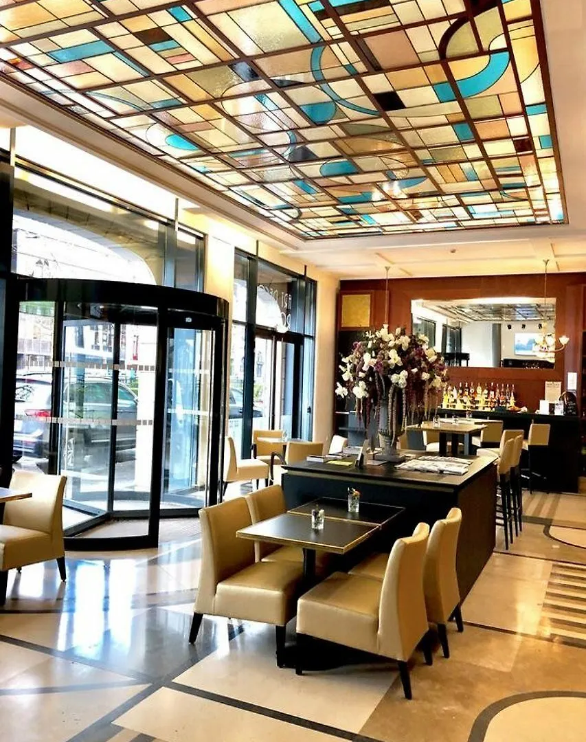 ***  Hotel Art Deco Euralille Francja